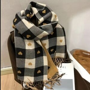 Stylish Black and Gold Checkered Scarf